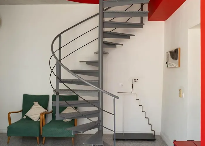 Resart Traditional House 酒店 *